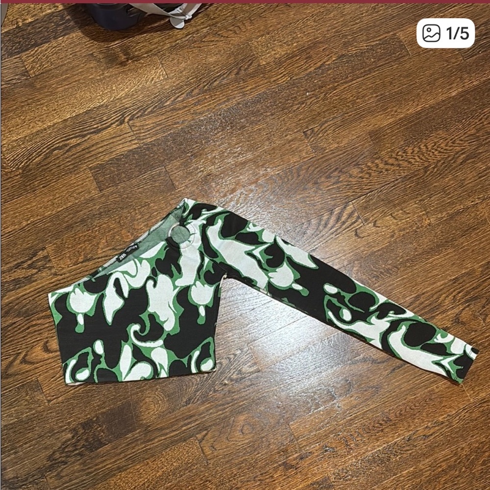 Zara Camouflage Patterned Crop Top